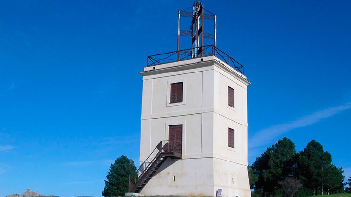 Torre del telégrafo óptico en Cabeza Mediana, Collado Mediano / AYTO COLLADO MEDIANO / COMUNIDAD DE MADRID
