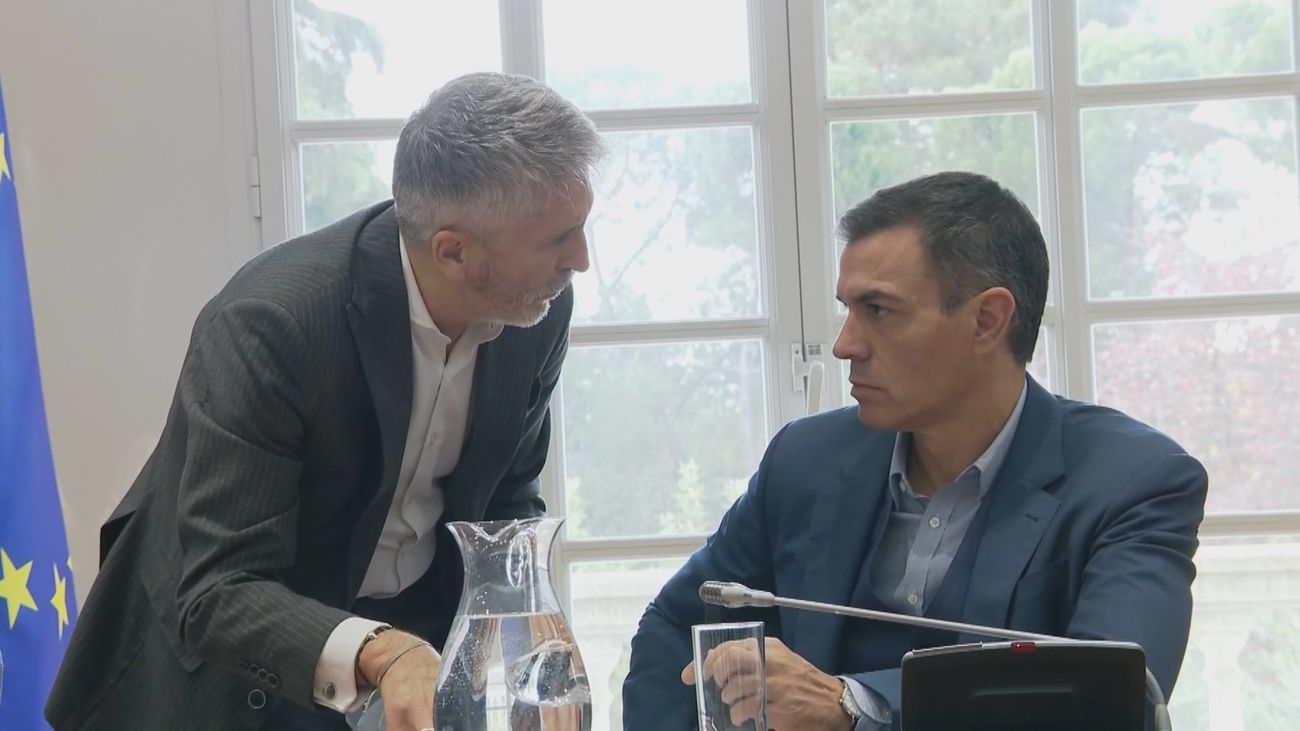 Sánchez a Marlaska tras estallar el caso Cerdán: "Siempre nos enteramos los últimos”