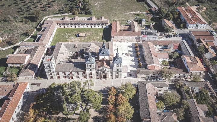 Vista aérea del Palacio de Nuevo Baztán y edificios de su casco urbano / AYTO NUEVO BAZTÁN / COMUNIDAD DE MADRID