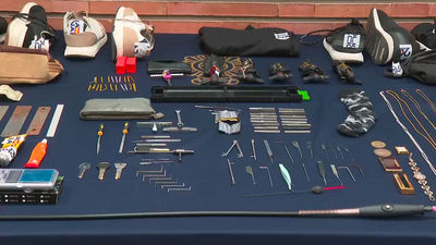 La Policía detiene a una pareja de ladrones en Madrid que robaba con llaves maestras decodificadoras