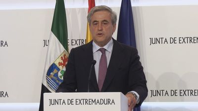 Los partidos piden a sus cargos públicos "revisar" y "actualizar" sus currículums