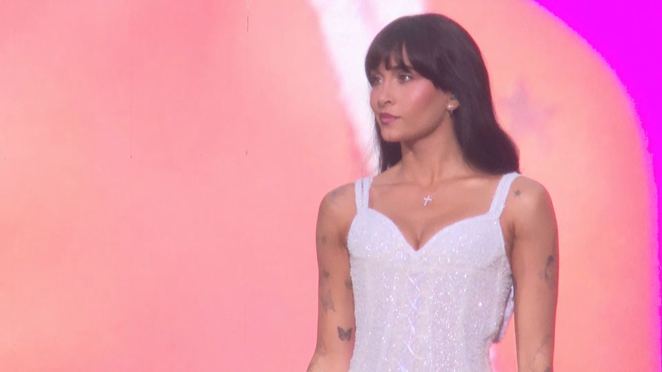 Aitana cierra en el Metropolitano su gira 'Metamorfosis Season' con un dúo inesperado