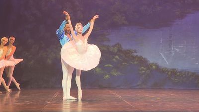 El ballet ‘El lago de los cisnes’, con un final feliz en el Teatro EDP Gran Vía