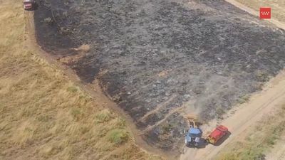 Un incendio, ya controlado, en una finca rural de Aranjuez