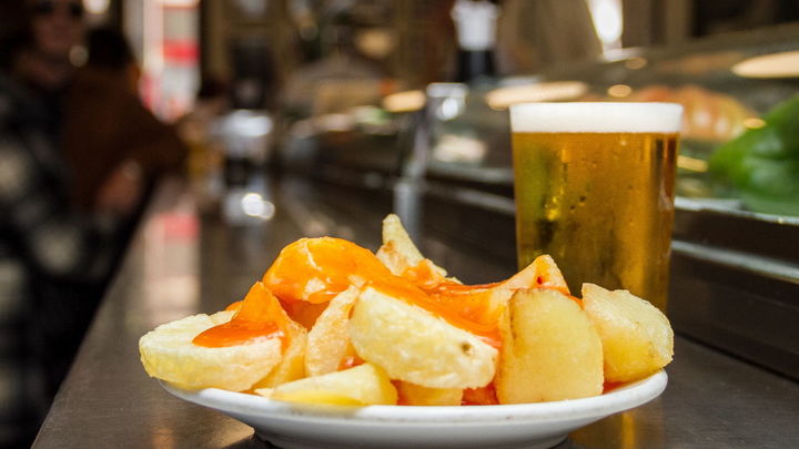 Patatas bravas,  plato estrella de Docamar / ARCHIVO