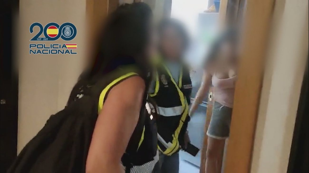 Cae en Madrid y Málaga una red que revendía móviles robados de alta gama