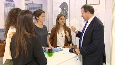 ¿Es delito mentir en un currículum?