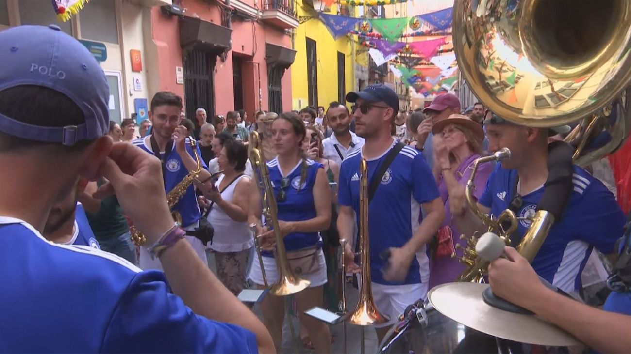 Así se vive la previa a las castizas fiestas de San Cayetano en Madrid