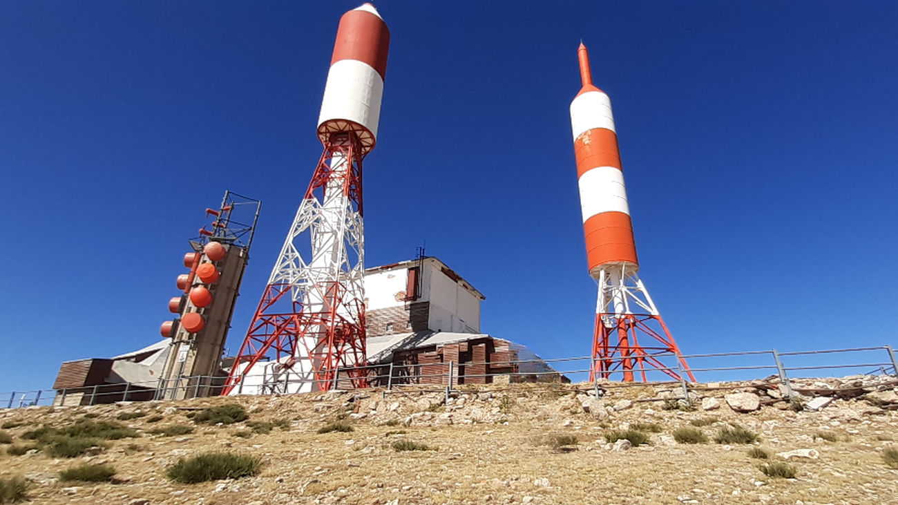 Antenas en el Alto de Guarramillas-Bola del Mundo