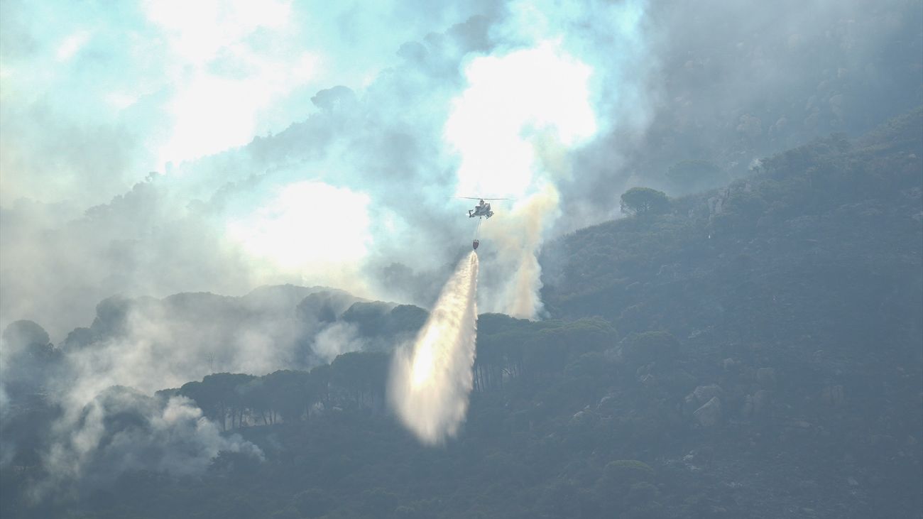 Los 1.500 evacuados por el incendio de Tarifa siguen sin poder volver a sus ubicaciones iniciales