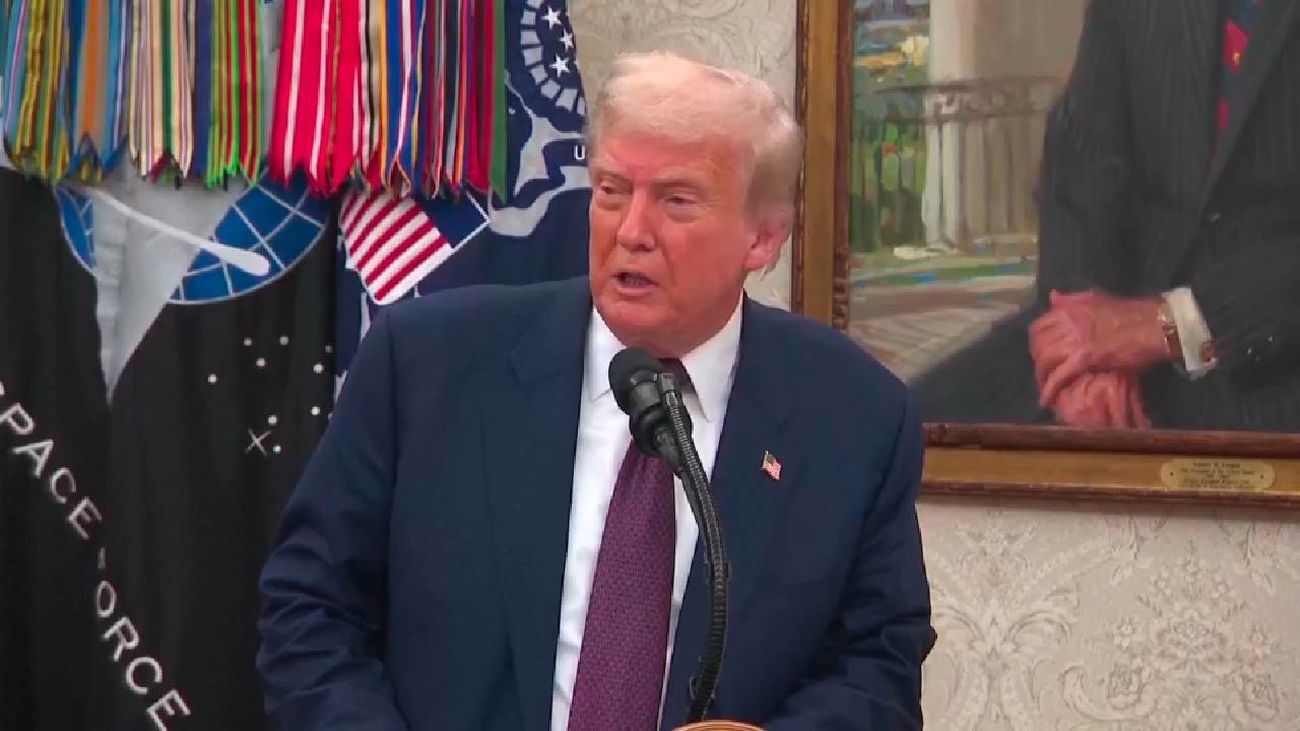 Trump amenaza con aranceles adicionales a los países con tasas o leyes digitales perjudiciales para EEUU