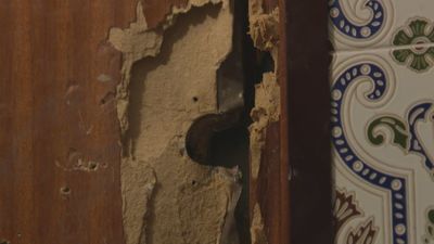 Residentes de Leganés recogen firmas para exigir acciones contra un edificio okupado