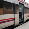 Recuperan la frecuencia de paso los trenes de la C-3 de Cercanías tras un incendio en un contenedor de un convoy