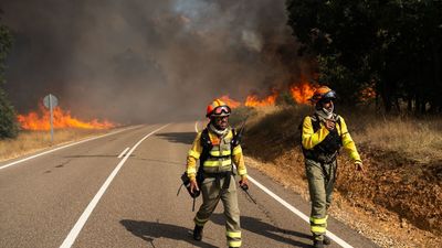 Evacuados cuatro pueblos por los incendios más graves de Zamora