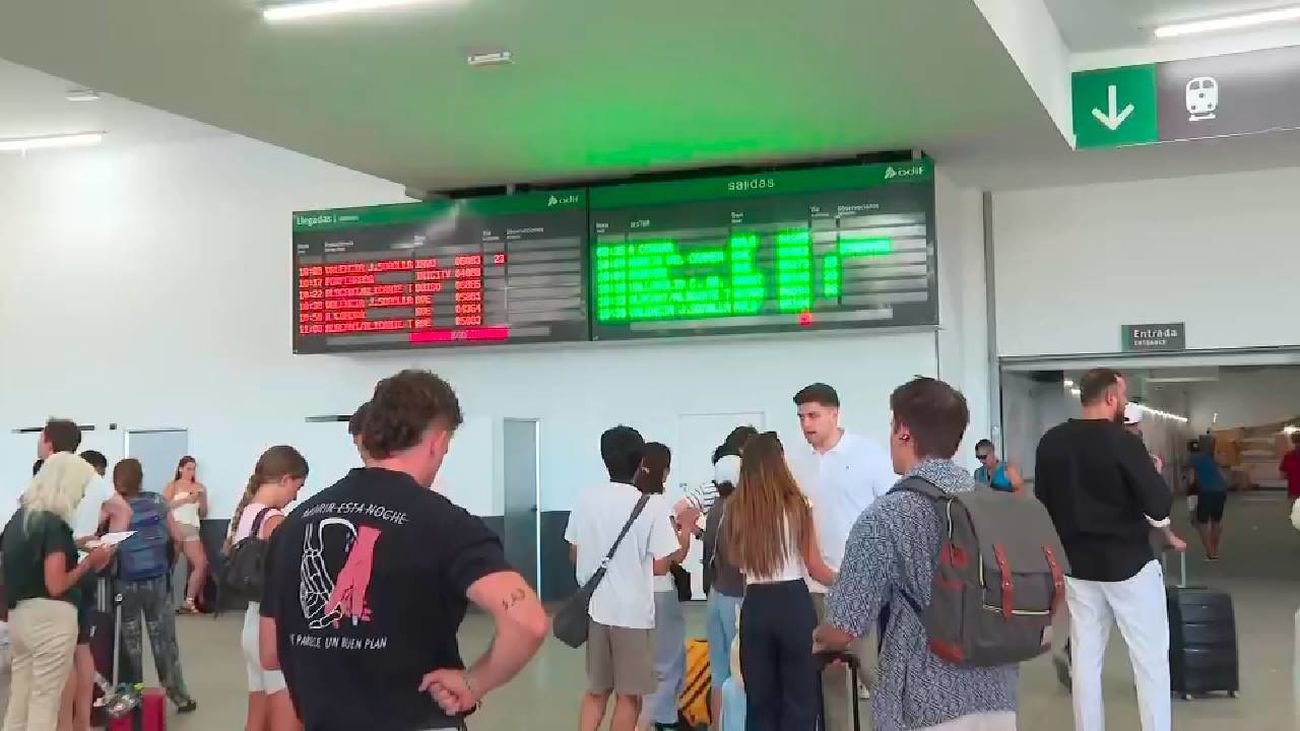 Restablecida la circulación de trenes de alta velocidad entre Madrid y Galicia