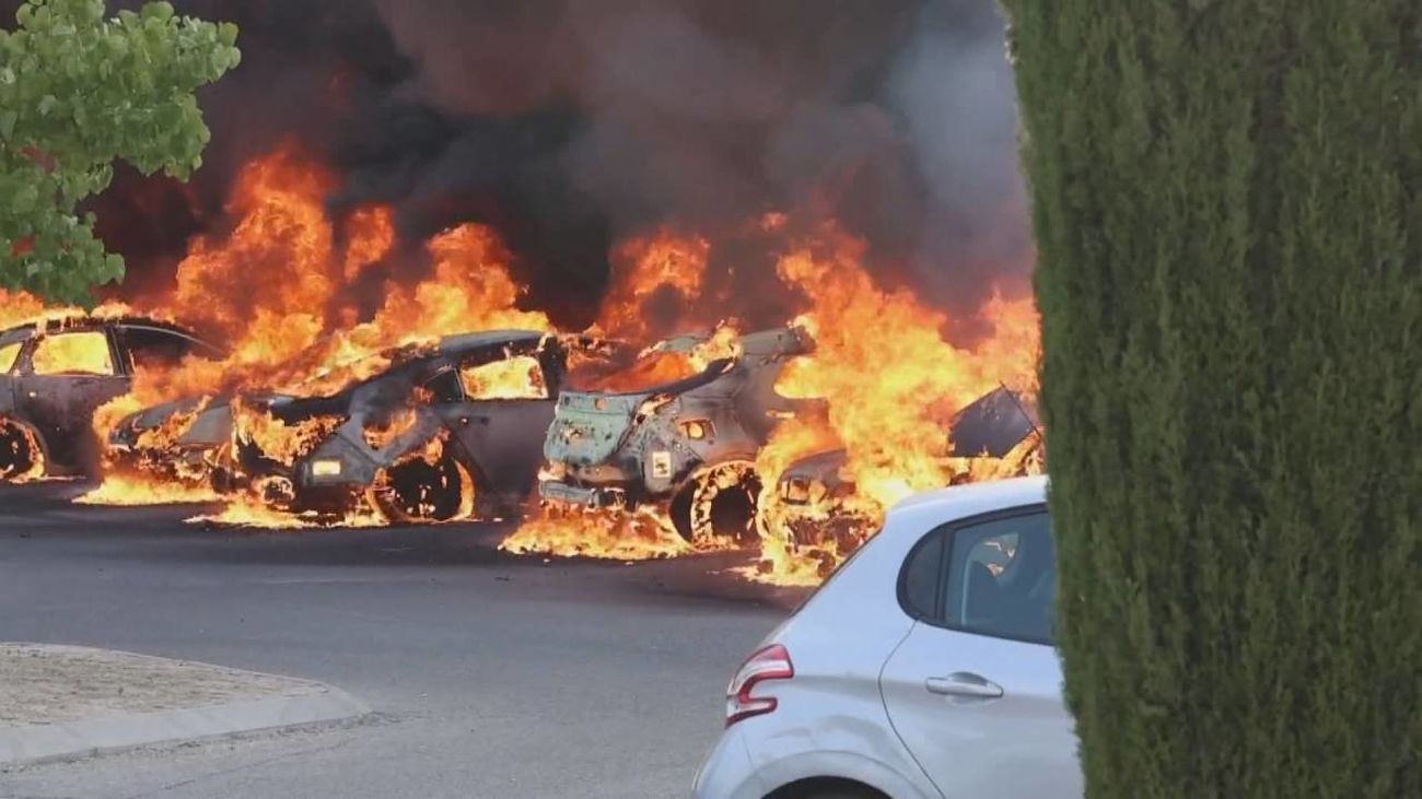 El origen del incendio en Xanadú podría estar tras una colilla mal apagada tirada a un seto