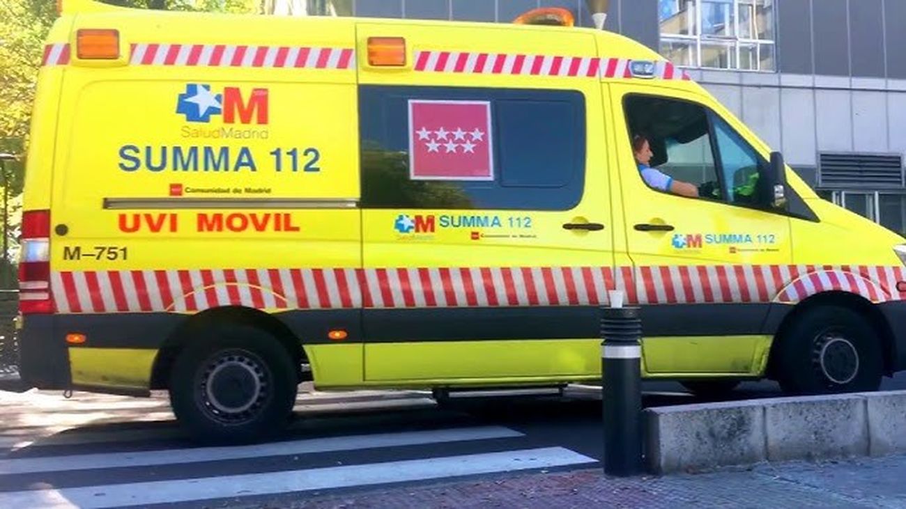 Herido grave un obrero de 57 años al sufrir un corte en la cara con una radial en Plaza de España