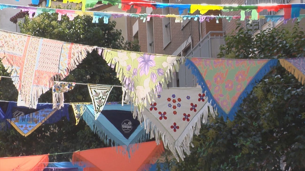 Arrancan las fiestas de la Virgen de la Paloma: Madrid se viste de tradición, música y devoción