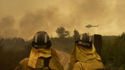 Alerta en Ourense por el avance de los incendios: piden no acercarse ni desplazarse
