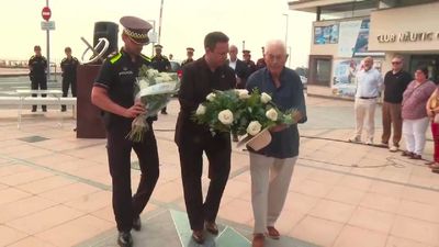 Cambrils rinde homenaje a las víctimas de los atentados terroristas de 2017