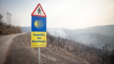 Piden a quienes peregrinan a Santiago que detengan su caminar por las zonas de incendios