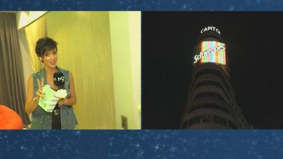 El mítico cartel de Schweppes de Gran Vía esconde un secreto tras su letrero de neón