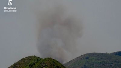 La Comunidad Valenciana activa el nivel 1 de alerta por dos incendios en Utiel (Valencia) y Artana (Castellón)