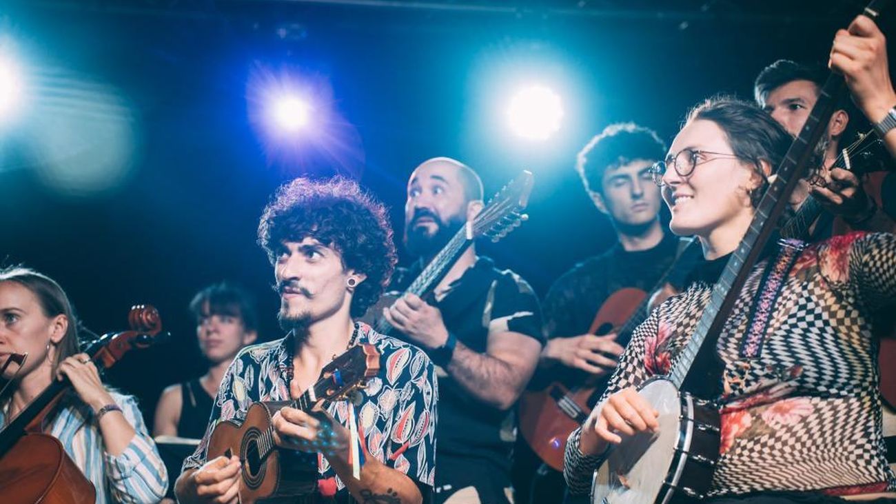 Miembros de la Orquesta Ethno Spain