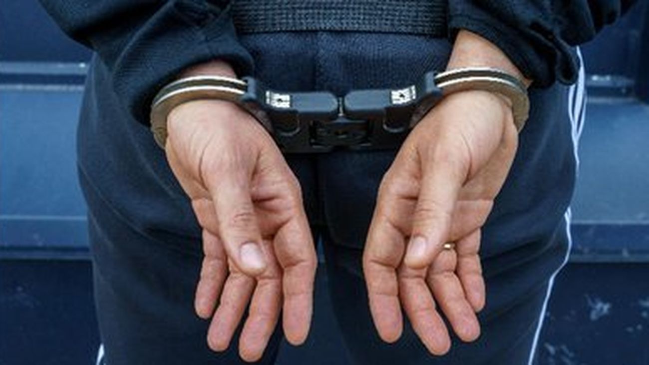 Detenido en San Blas un hombre con dos reclamaciones por violencia de género