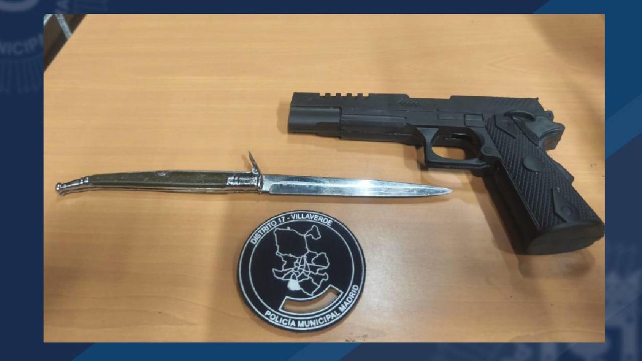 Atracan un locutorio en Villaverde amenazando al dueño con una pistola simulada