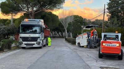 Comienza en Valdemorillo el nuevo plan de asfalto con más de cien calles este lunes