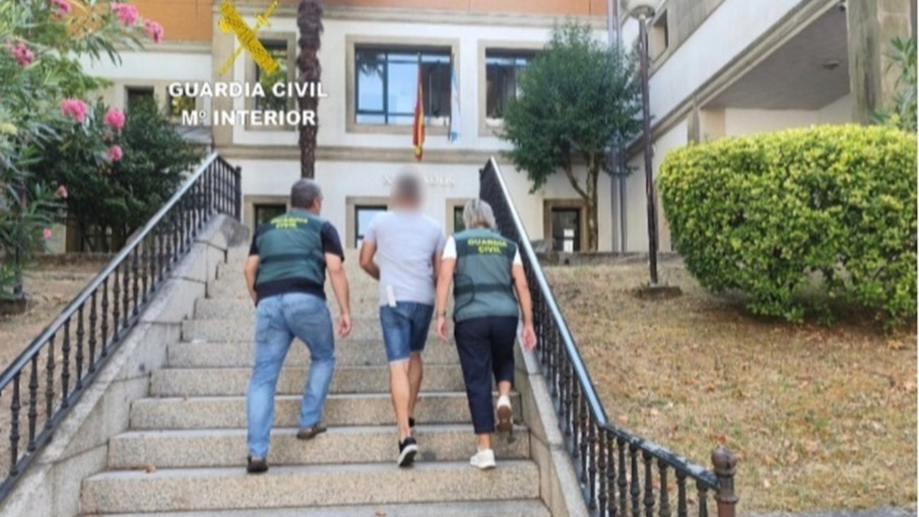 Detienen en Pontevedra  a un santero que recetaba a sus pacientes sexo con él para curarse