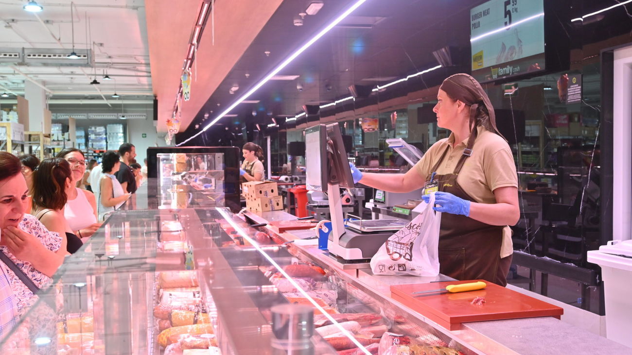 Trabajo en Leganés: Family Cash busca 100 profesionales para su nuevo hipermercado