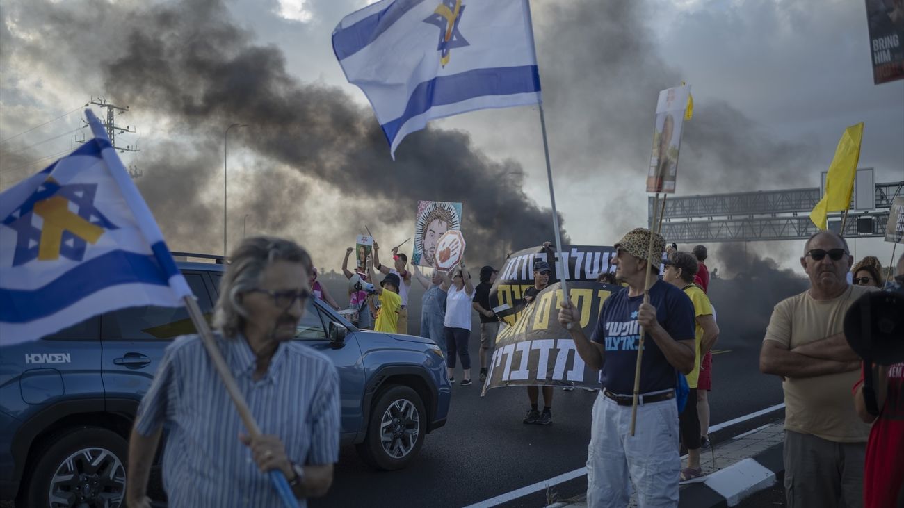 Nuevas protestas en Israel contra Netanyahu: los manifestantes bloquean las carreteras para pedir un acuerdo en Gaza