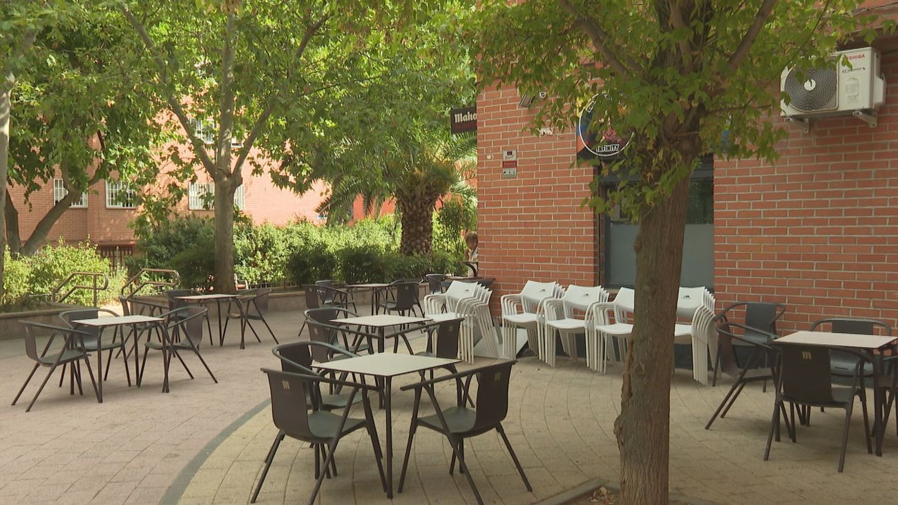 Ocho detenidos en una reyerta entre miembros de una familia en una terraza de Vallecas