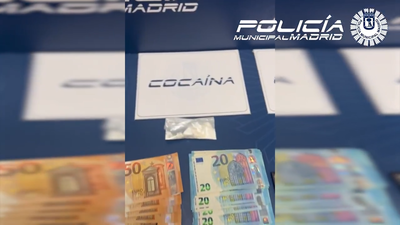 Detenidas dos personas con droga en un vehículo aparcado en una plaza de personas con discapacidad en Vallecas