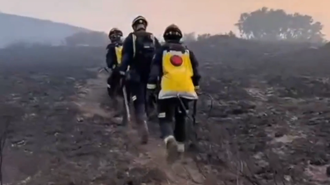 Renunciar a tus vacaciones para seguir apagando incendios por España