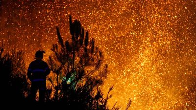 El viento, el peor enemigo en los incendios: en Lugo provocó un tornado de fuego de 100 metros