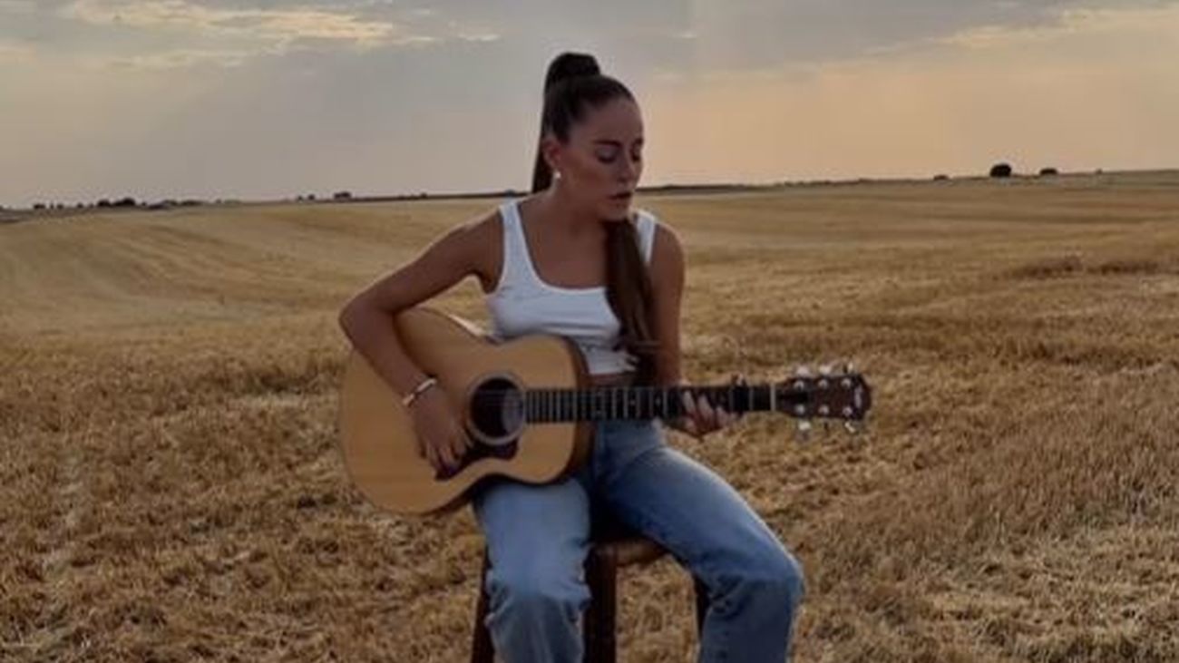 Sandra Ruiz: "Sería un sueño poder subirme a un escenario y que el público cante mis canciones"