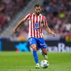 Simeone prueba a Hancko en el lateral