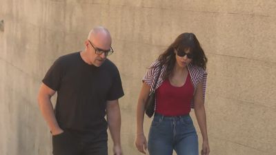 Familiares y amigos dan el último adiós a Eusebio Poncela