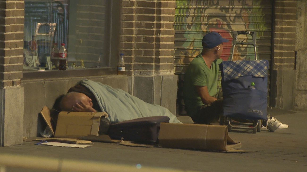 El 'triángulo' de los sintecho en Madrid: "No tenemos nada, solo la calle"