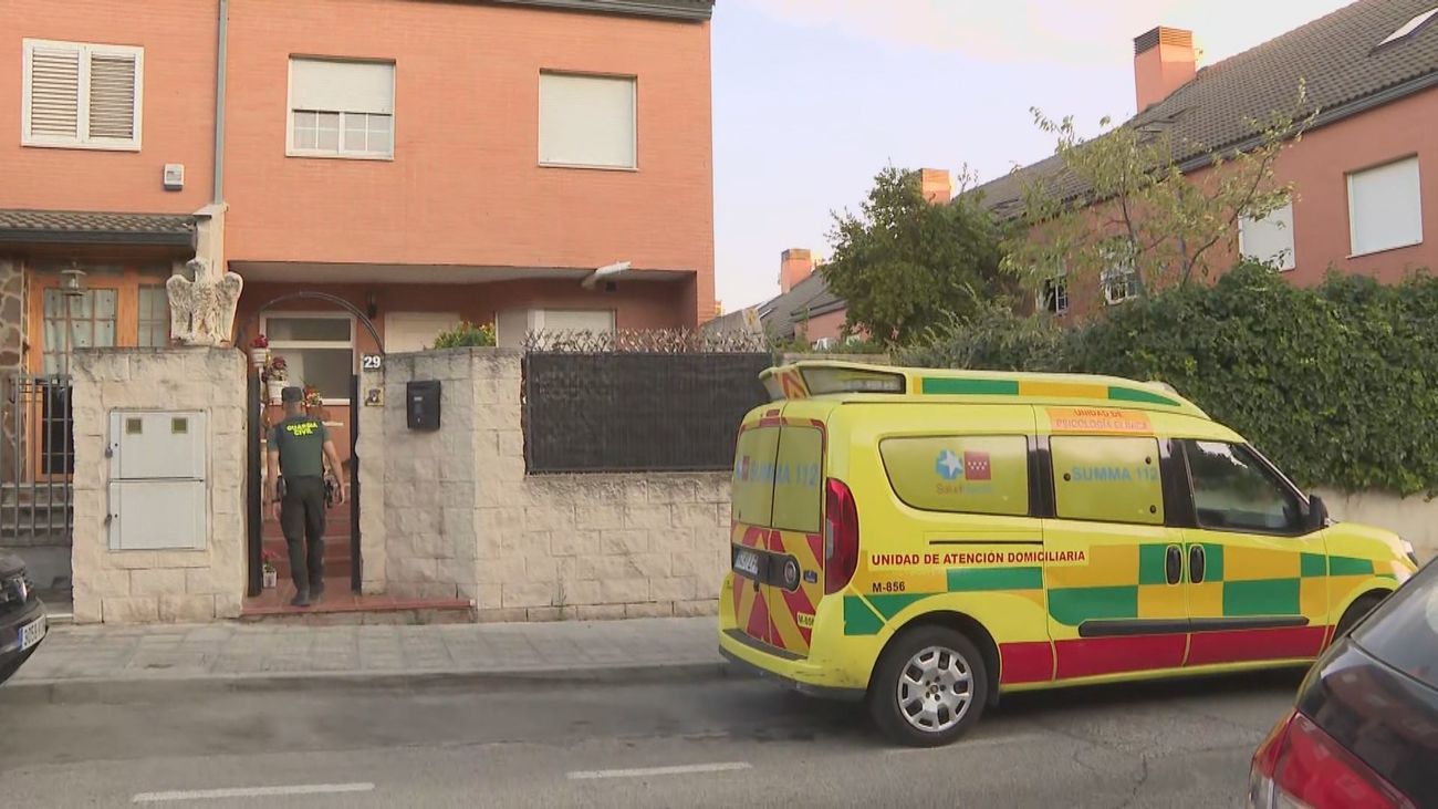 Una mujer de 48 años, en estado crítico tras una discusión entre hermanos en una casa de Valdemoro