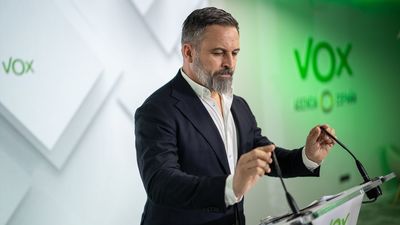 Abascal vincula al Open Arms con la violación de una menor en Madrid e insiste: "Hay que hundirlos"