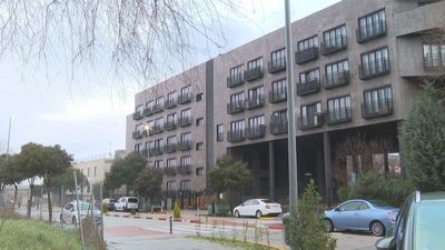 14 detenidos por una reyerta en el hotel ocupado de San Blas