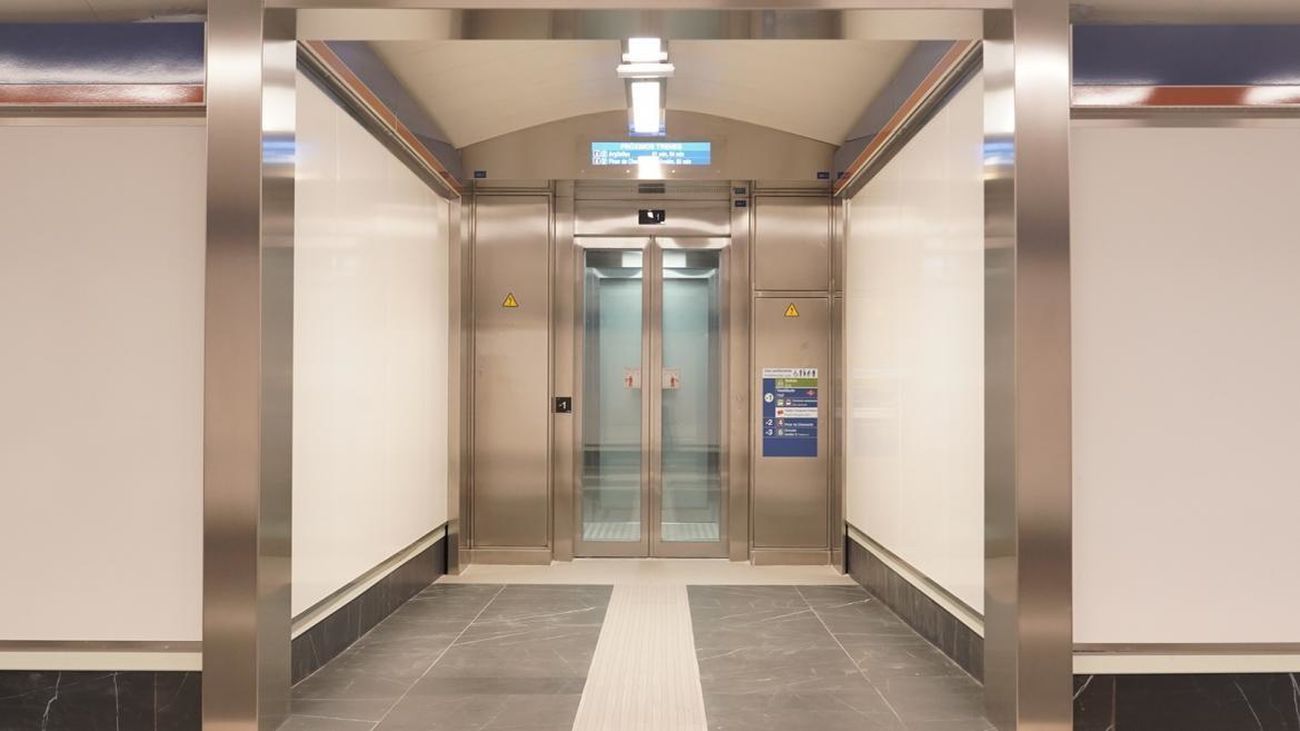 Madrid estrena dos ascensores en la estación Avenida América de Metro que conectan la línea 4 y 6