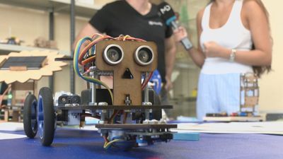 Una tienda madrileña de material escolar que apuesta por la robótica