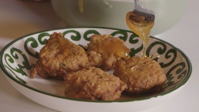 Sabor a Madrid: buñuelos de berenjenas Pelayos de la Presa