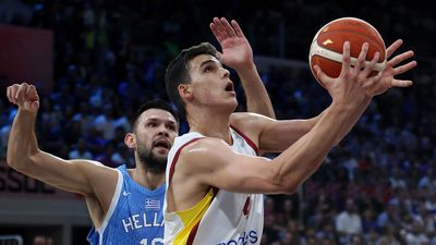 86-90. España da la cara ante Grecia pero se despide del Eurobasket