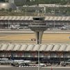 Olor a quemado y aterrizaje de emergencia: casi 300 pasajeros de un vuelo Buenos Aires-Madrid, varados en Brasil